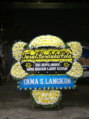 Papan Bunga Duka di Beberan